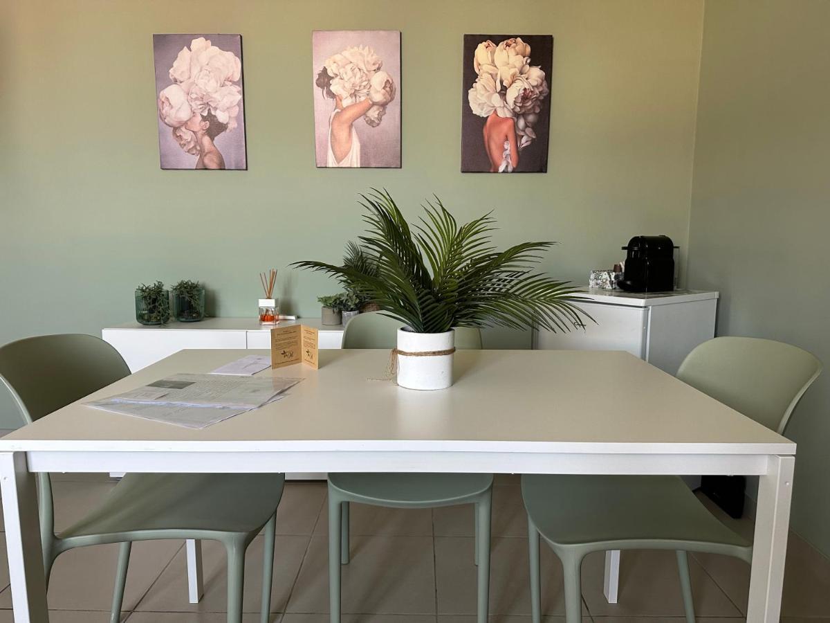 Botanical Suite Bari Ngoại thất bức ảnh